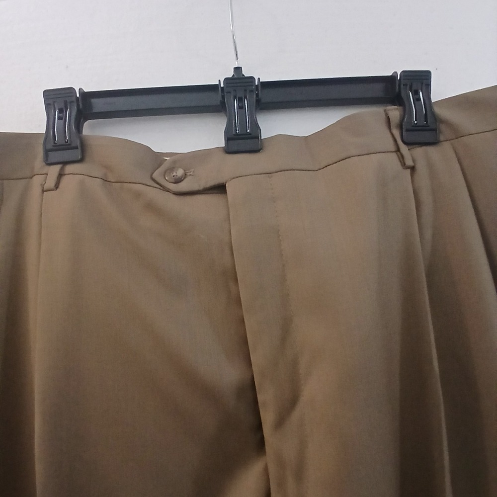Jos A Bank Signature Collection Pleated Cuffed  Wool Slacks Size 44x32 Long Tan